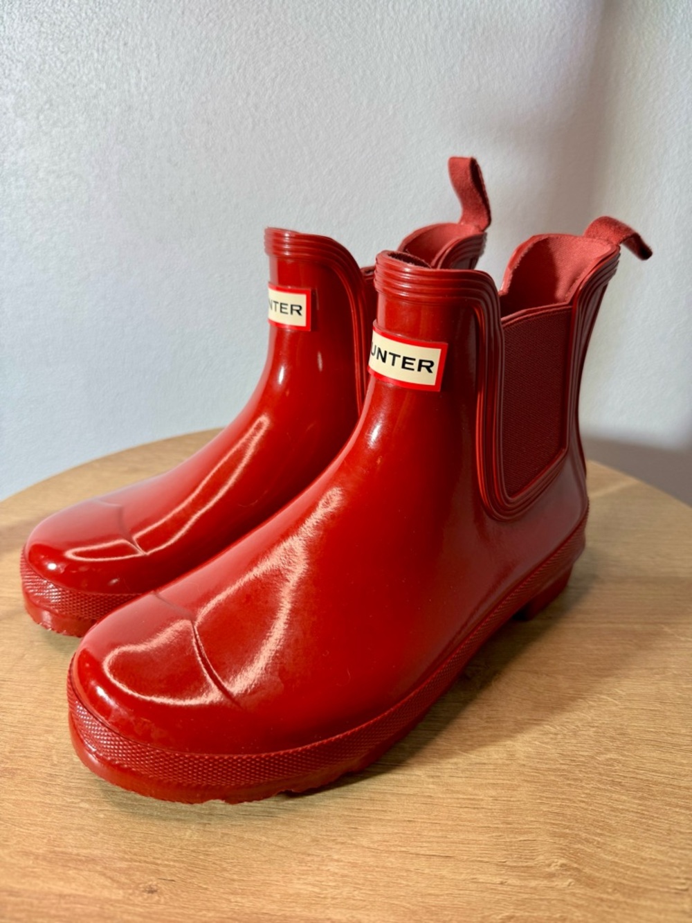 Hunter Red Gloss Chelsea Rain Boots